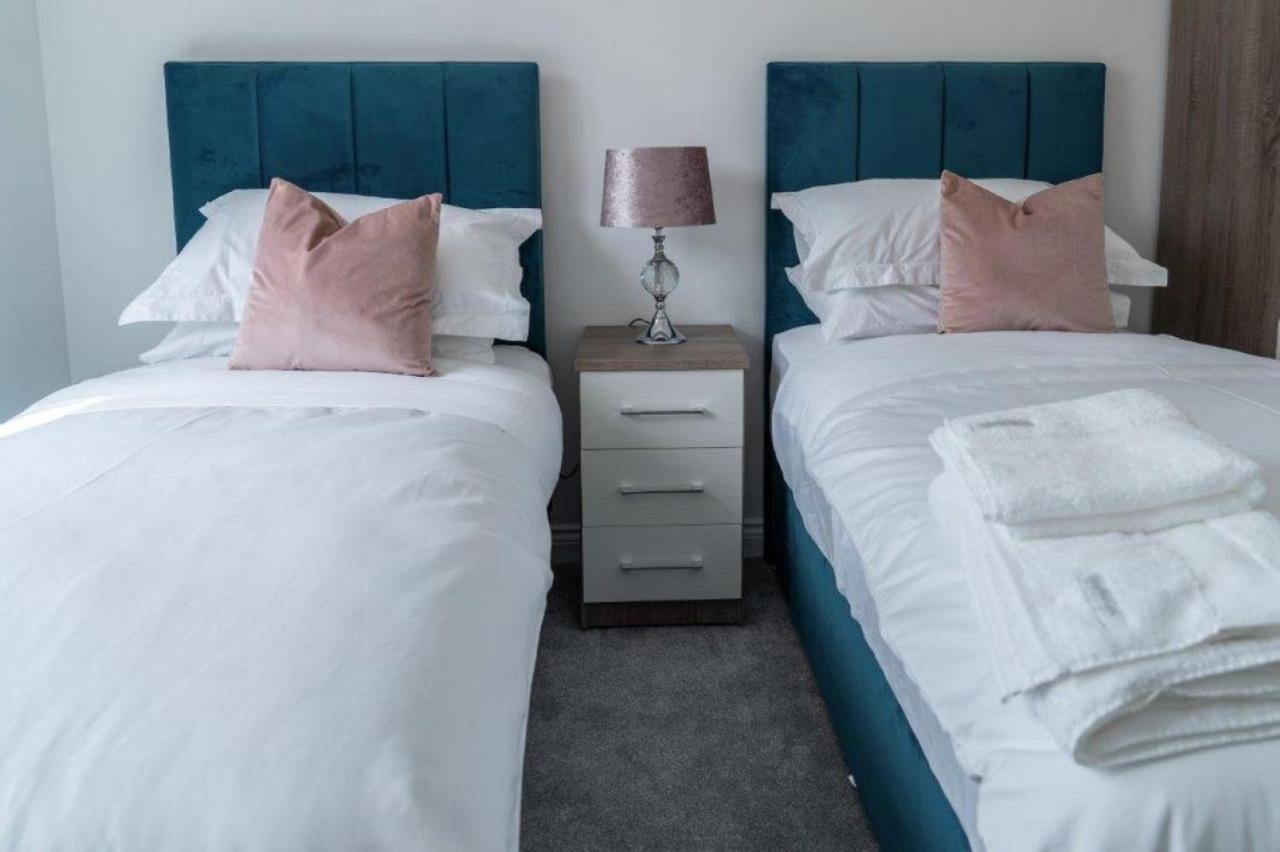 The Sidings, Luxury Penthouse, Haworth Apartment Bagian luar foto